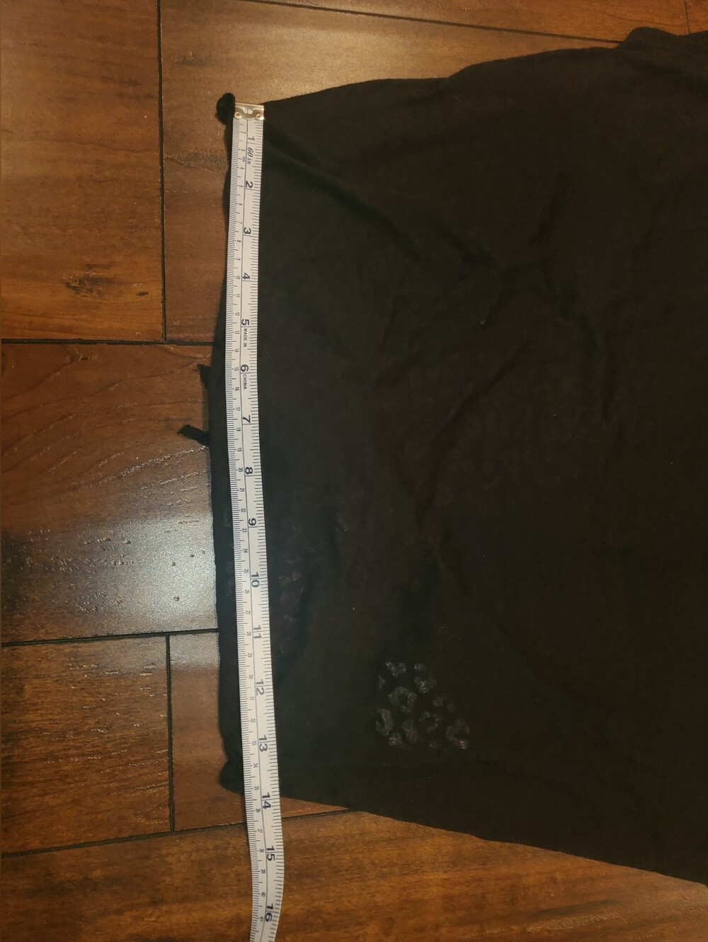 Guess Black Cropped Short Sleeve Top - Picture 12 of 14